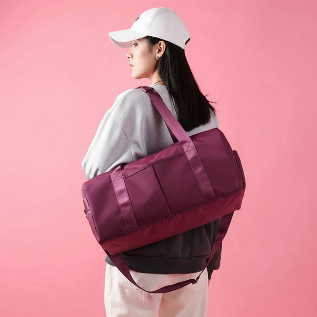 Waterproof Fitness Sports Travel Duffel Bag - Versatile Weekender for Men and Women